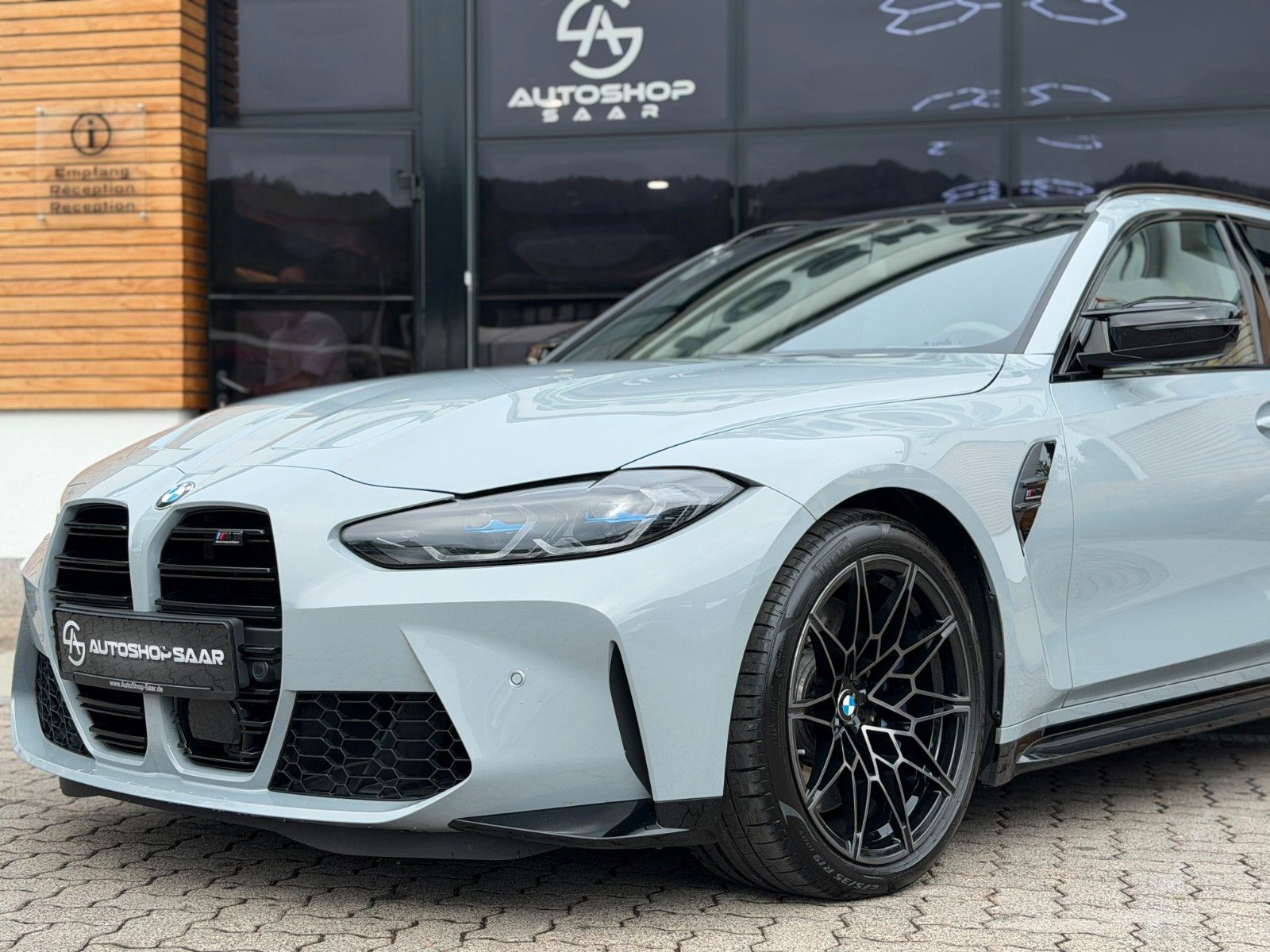 BMW M3 2023 г. Серый, пробег 51133 км