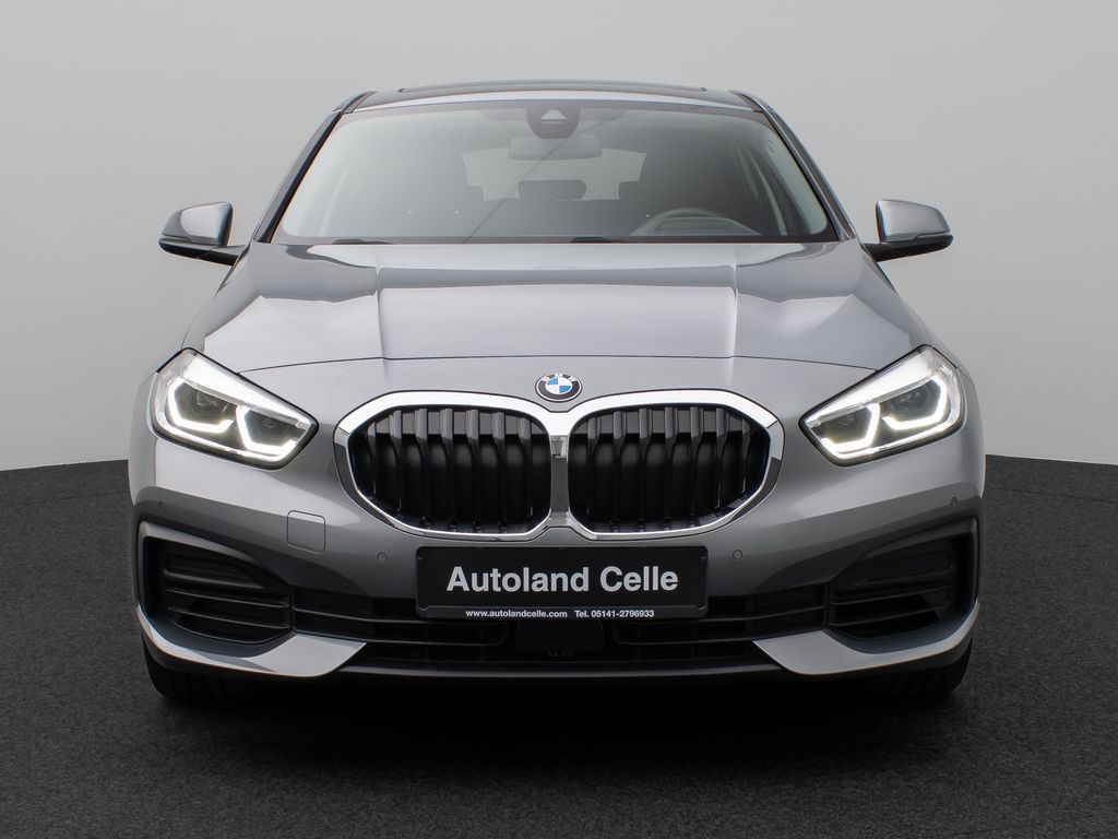 BMW 120 2023 г. Серый, пробег 15137 км