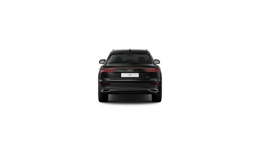 Audi Q8 2023 г. Чёрный, пробег 42500 км