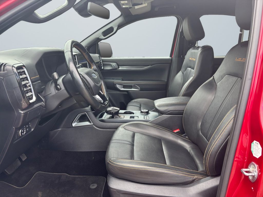 Ford Ranger 2023 г. Красный, пробег 52532 км