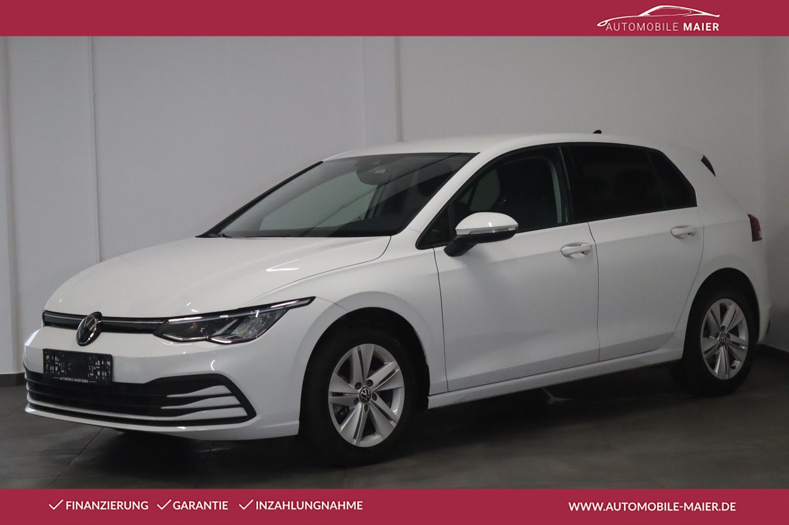 Volkswagen Golf 2023 г. Белый, пробег 37400 км
