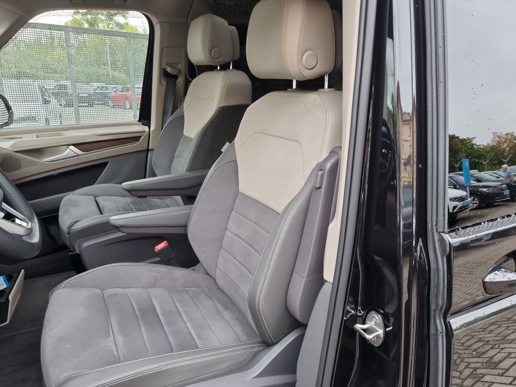 Volkswagen T7 MULTIVAN 2025 г. Чёрный, пробег 15804 км