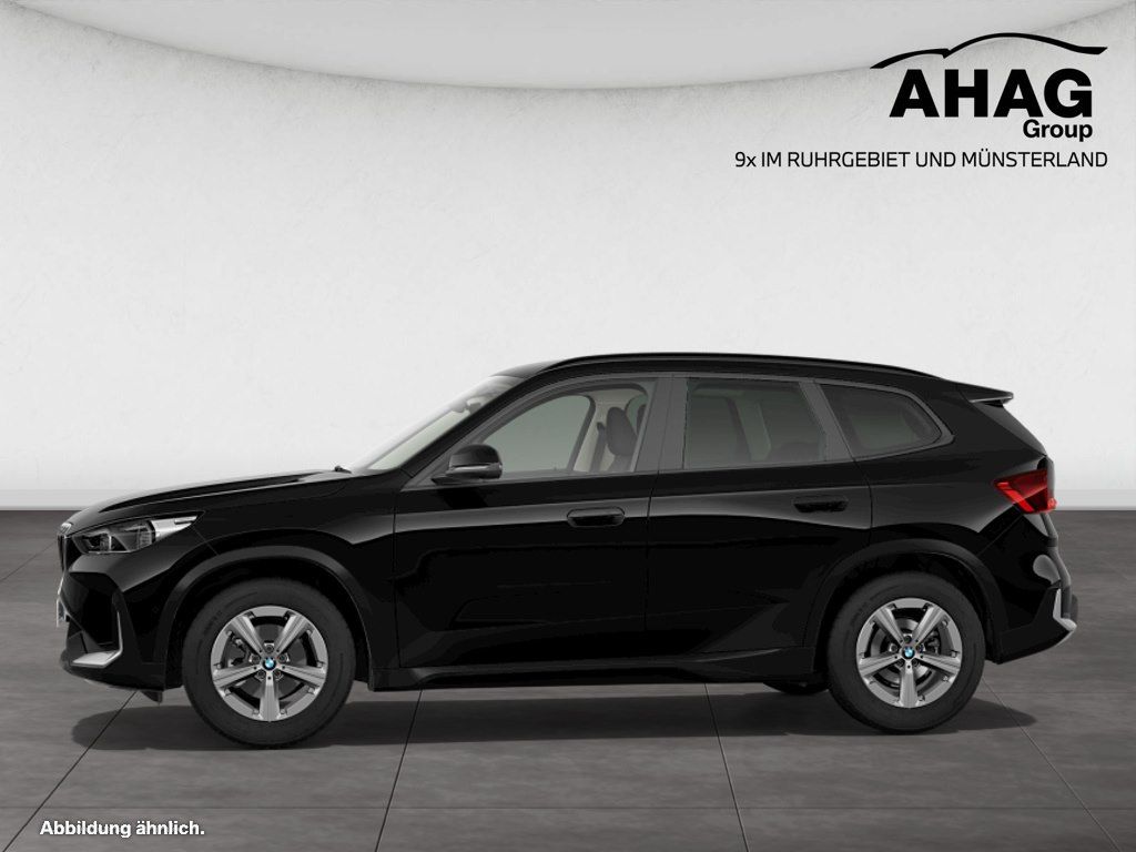 BMW X1 2022 г. Чёрный, пробег 18962 км