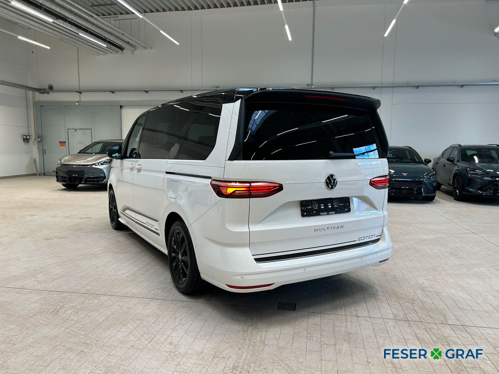 Volkswagen T7 MULTIVAN 2026 г. Белый, пробег 15000 км