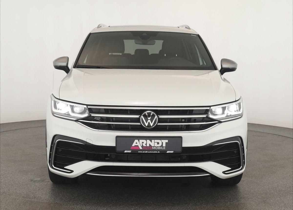 Volkswagen TIGUAN ALLSPACE 2024 г. Белый, пробег 50800 км