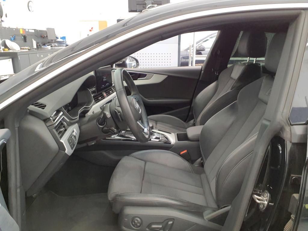 Audi A5 2023 г. Чёрный, пробег 45057 км