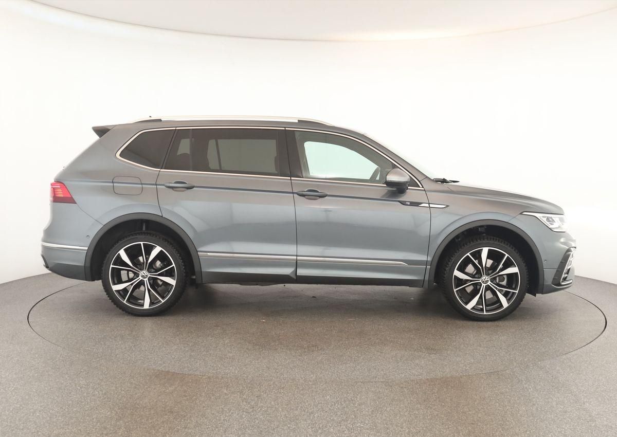 Volkswagen TIGUAN ALLSPACE 2024 г. Серый, пробег 34100 км