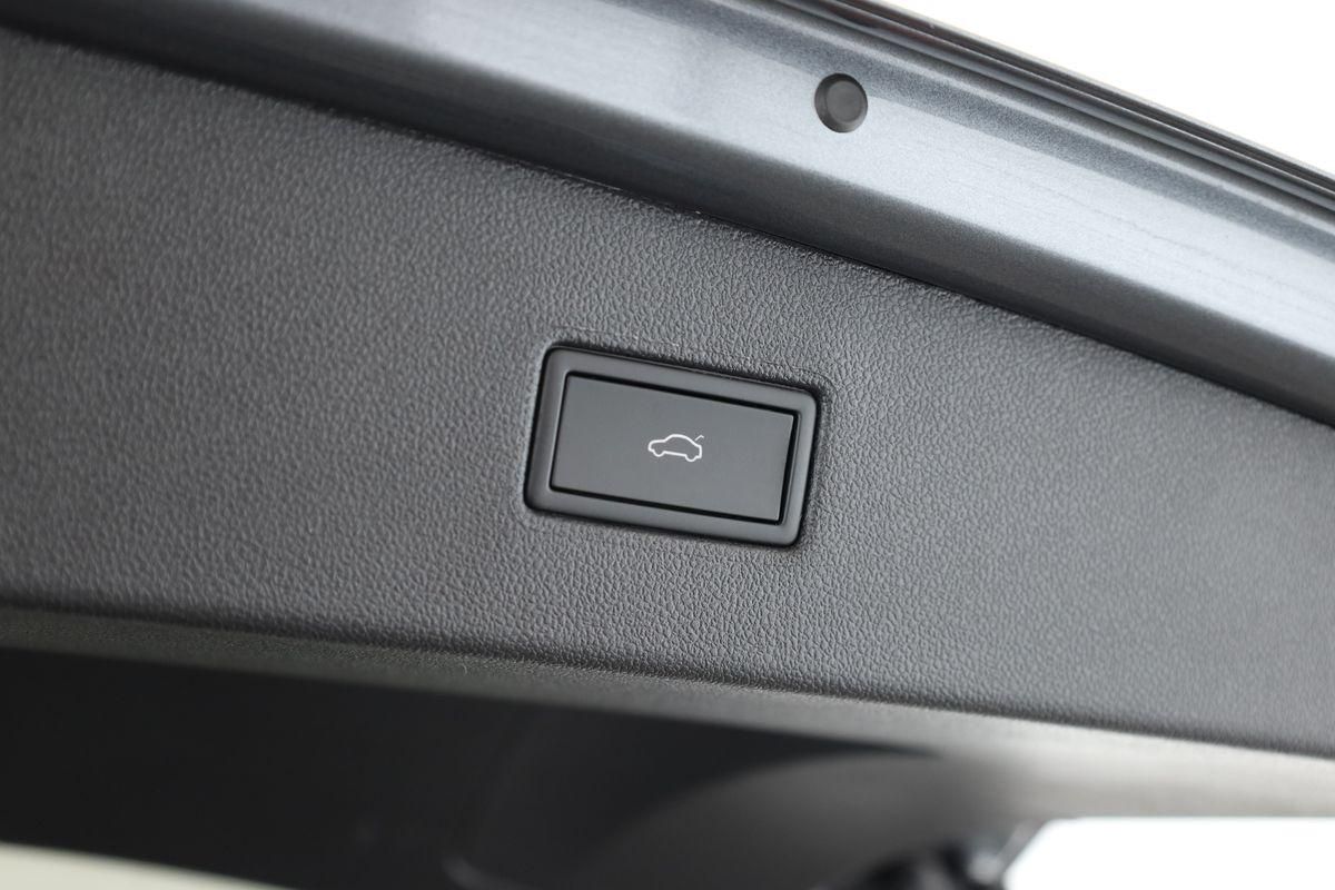 Volkswagen TIGUAN ALLSPACE 2024 г. Серый, пробег 34100 км