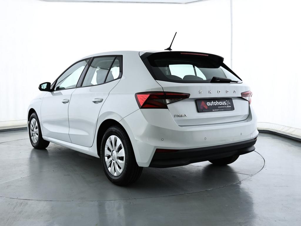 Skoda Fabia 2022 г. Белый, пробег 51145 км