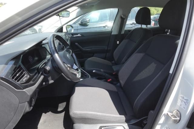 Volkswagen Taigo 2024 г. Серый, пробег 48428 км