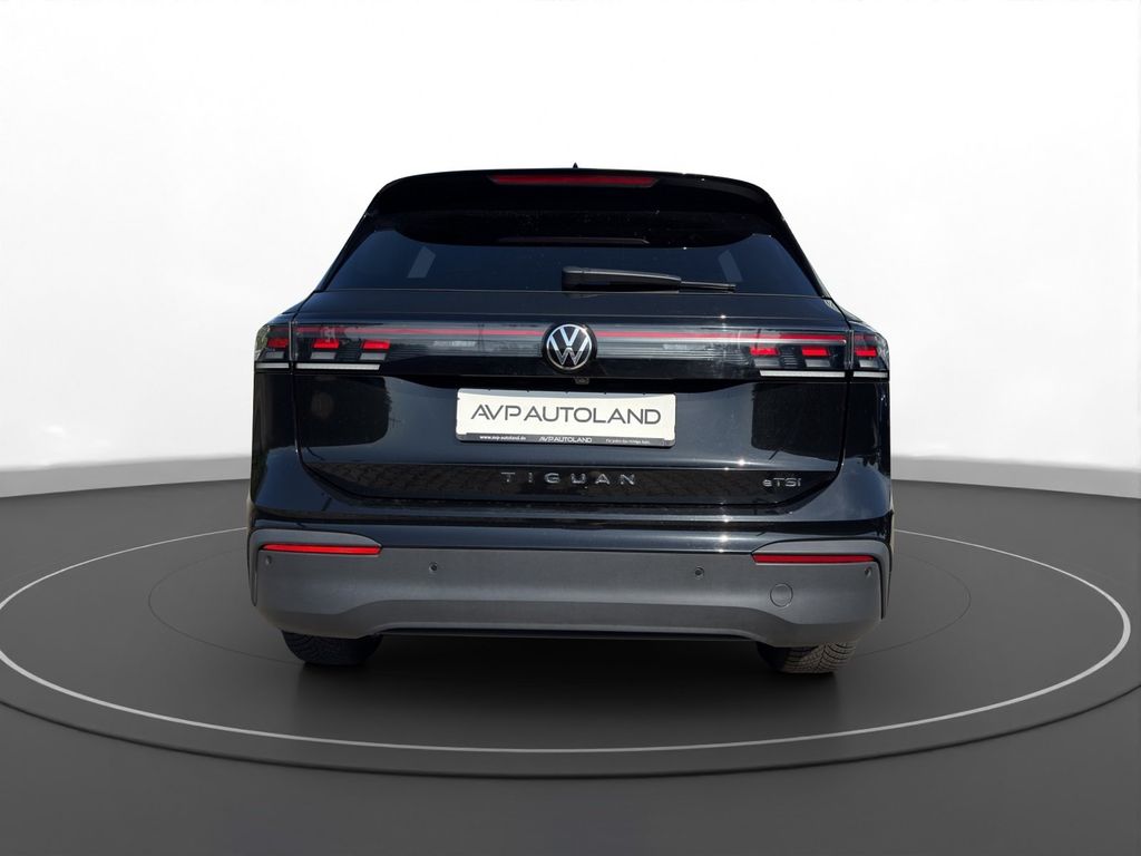 Volkswagen Tiguan 2025 г. Чёрный, пробег 26687 км