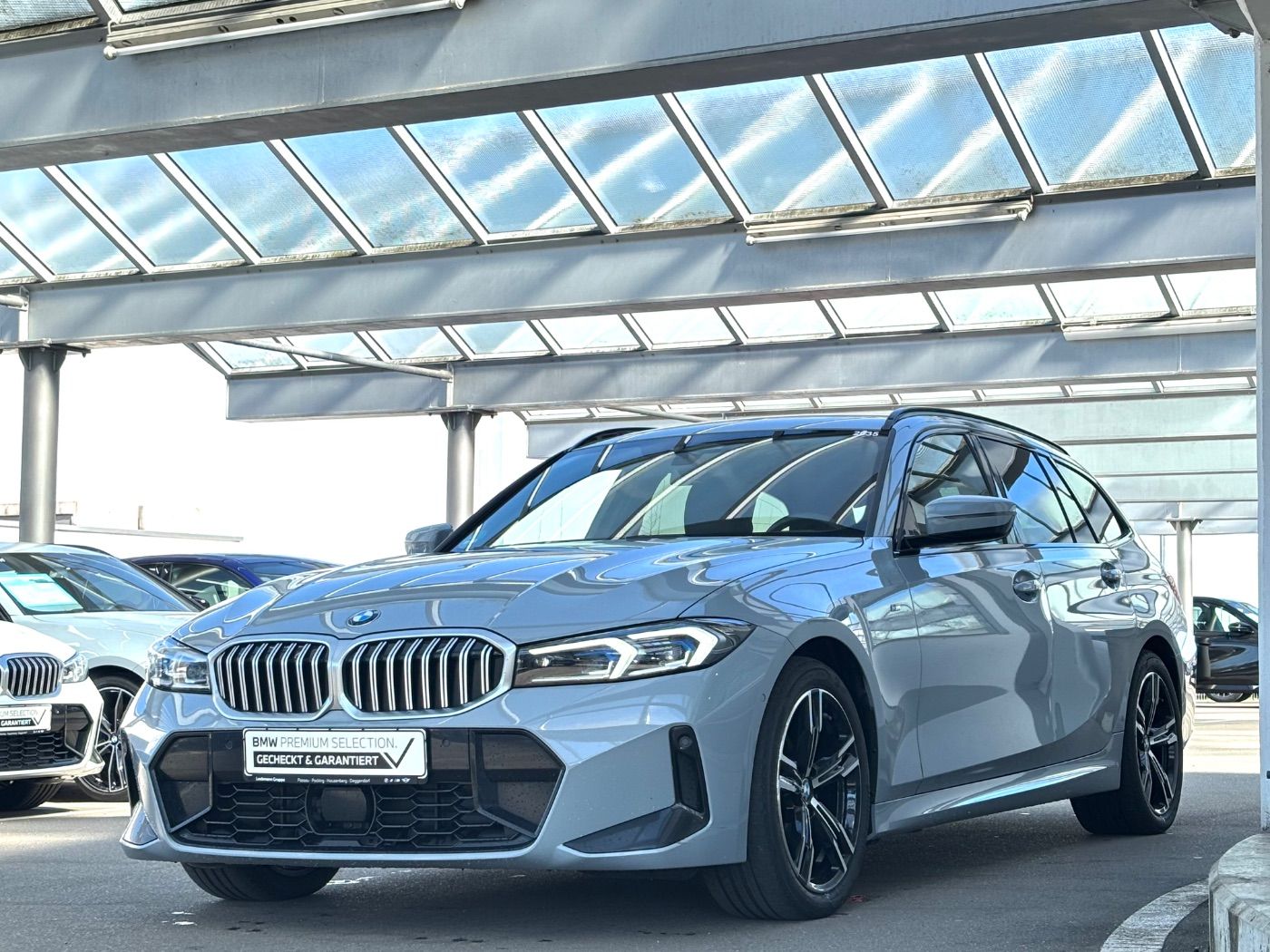 BMW 320 2024 г. Серый, пробег 58936 км