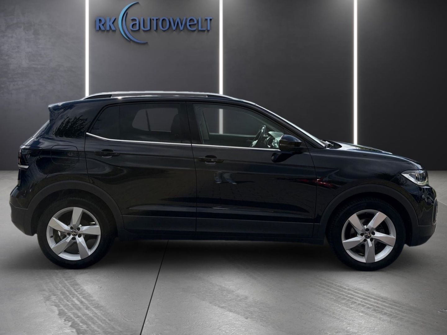 Volkswagen T-Cross 2022 г. Чёрный, пробег 53624 км