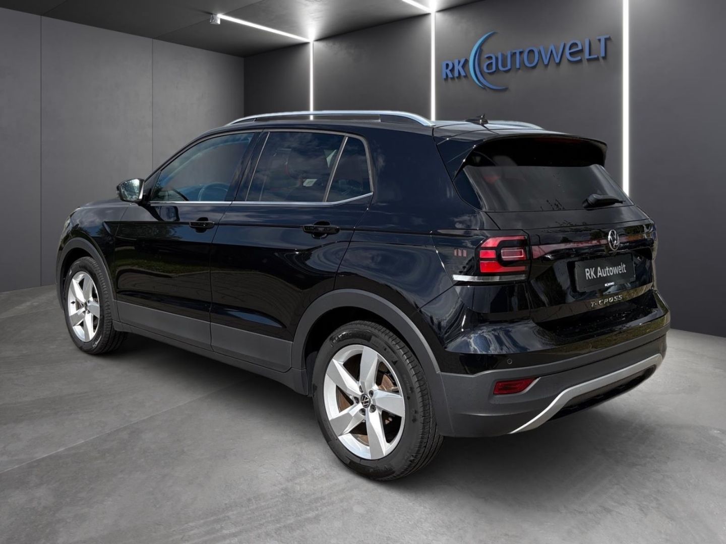 Volkswagen T-Cross 2022 г. Чёрный, пробег 53624 км