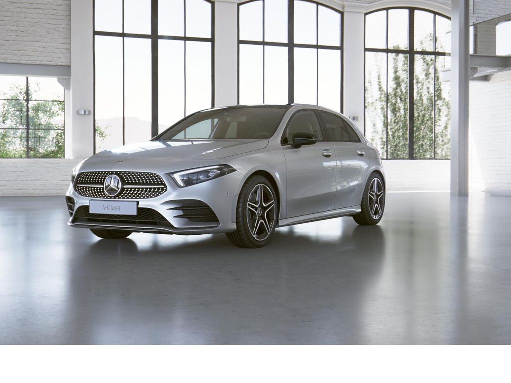 Mercedes-Benz A 220 2023 г. Красный, пробег 25601 км