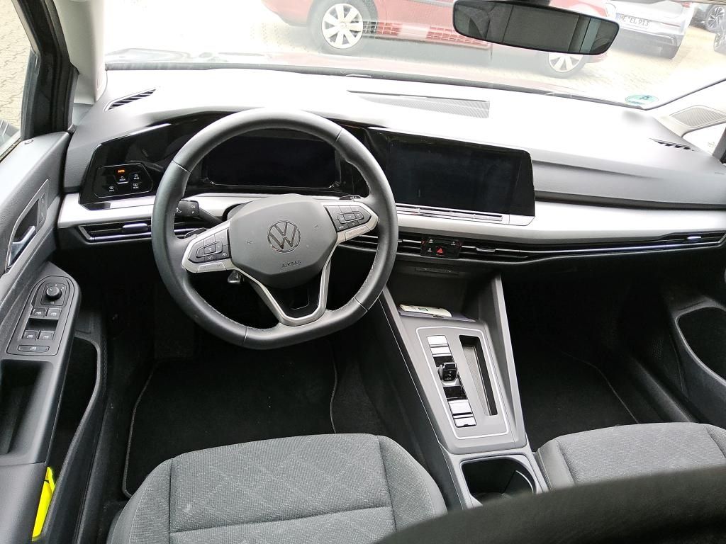 Volkswagen Golf 2023 г. Серый, пробег 53013 км