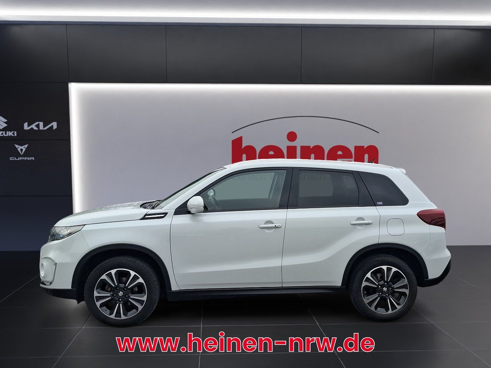 Suzuki Vitara 2022 г. Белый, пробег 47977 км