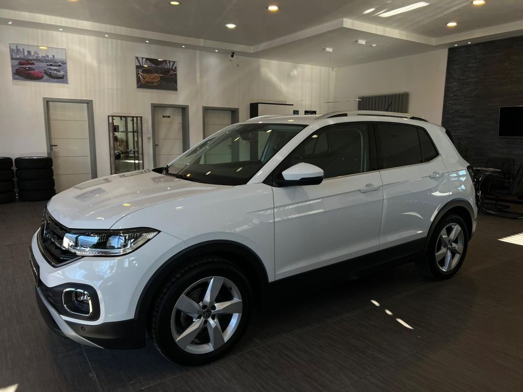 Volkswagen T-Cross 2021 г. Белый, пробег 37077 км