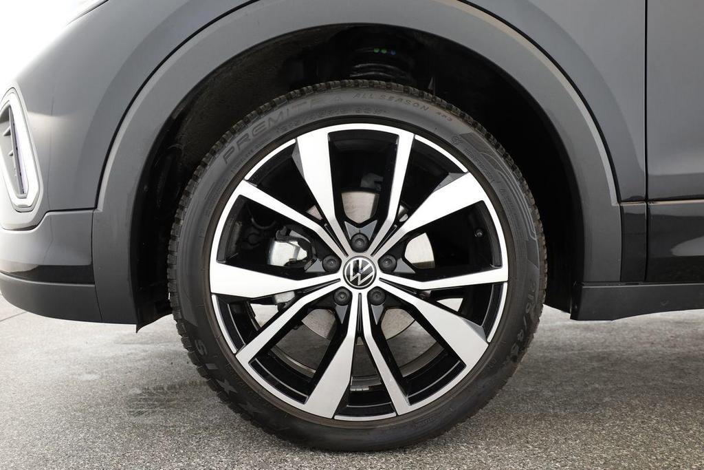 Volkswagen T-Cross 2025 г. Чёрный, пробег 38000 км