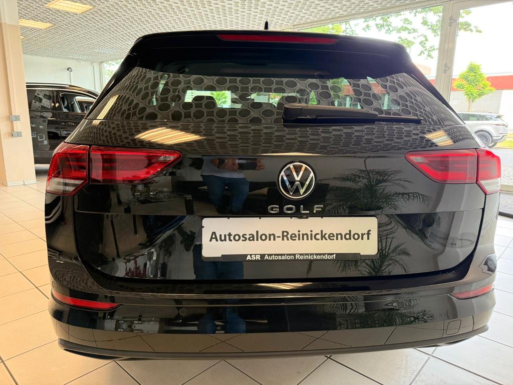 Volkswagen Golf 2024 г. Чёрный, пробег 48170 км
