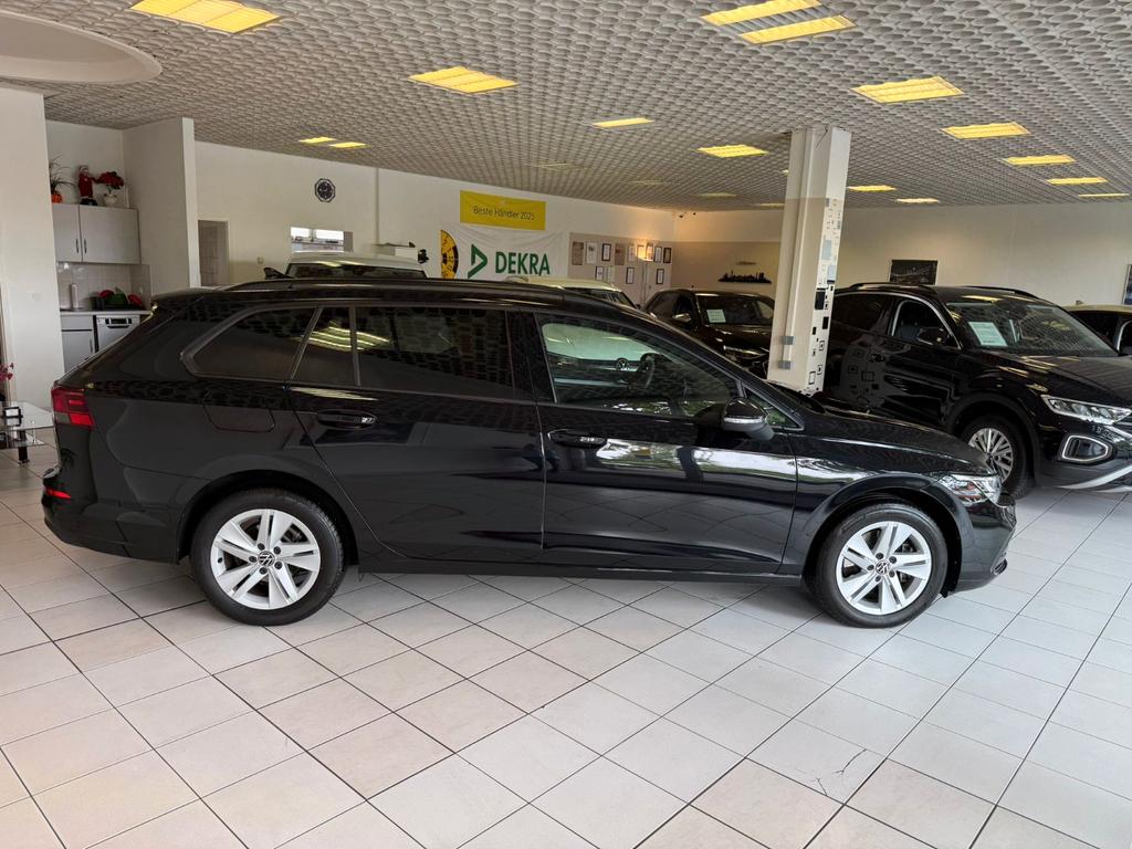 Volkswagen Golf 2024 г. Чёрный, пробег 48170 км
