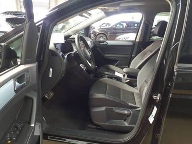 Volkswagen Touran 2025 г. Чёрный, пробег 26527 км