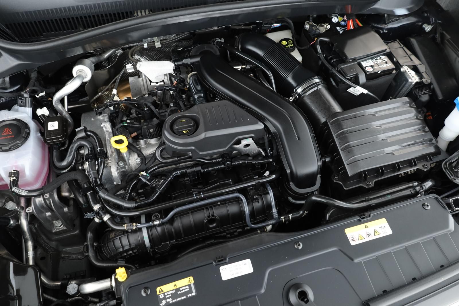 Volkswagen T-Cross 2024 г. Чёрный, пробег 45300 км