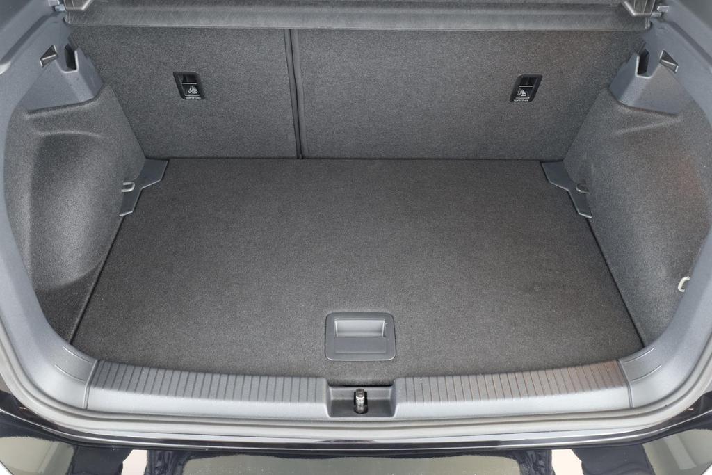 Volkswagen T-Cross 2024 г. Чёрный, пробег 45300 км