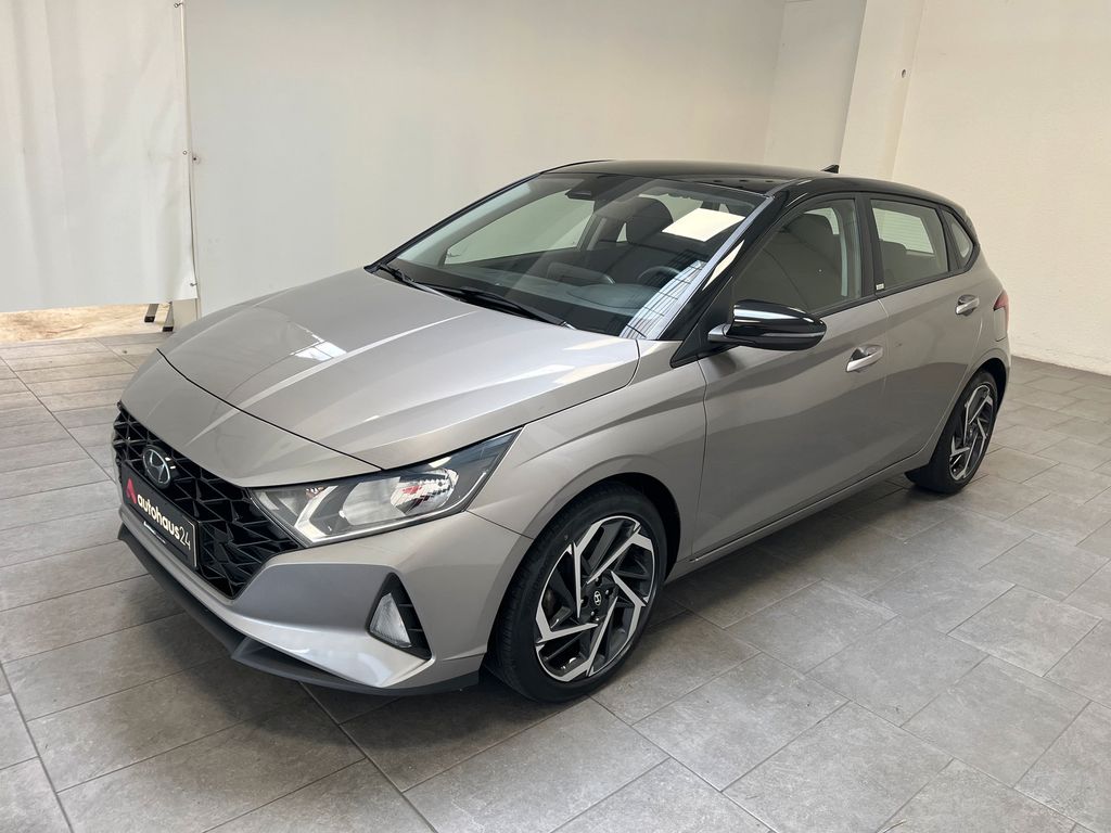 Hyundai i20 2021 г. Чёрный, пробег 31463 км