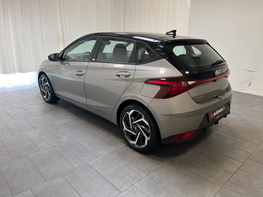 Hyundai i20 2021 г. Чёрный, пробег 31463 км