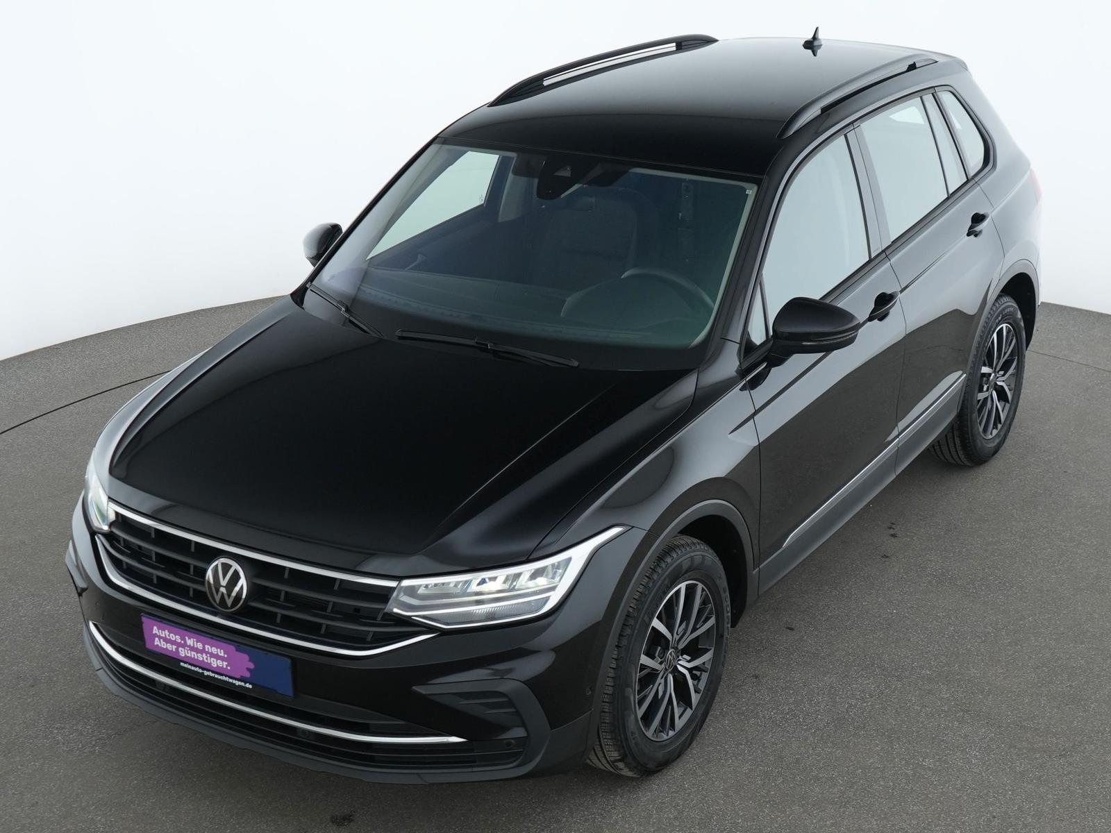 Volkswagen Tiguan 2024 г. Чёрный, пробег 18978 км