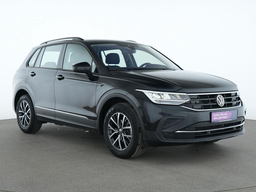 Volkswagen Tiguan 2024 г. Чёрный, пробег 18978 км