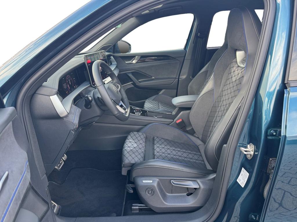 Volkswagen Tayron 2025 г. Синий, пробег 10868 км