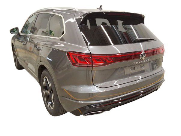 Volkswagen Touareg 2025 г. Серый, пробег 9271 км