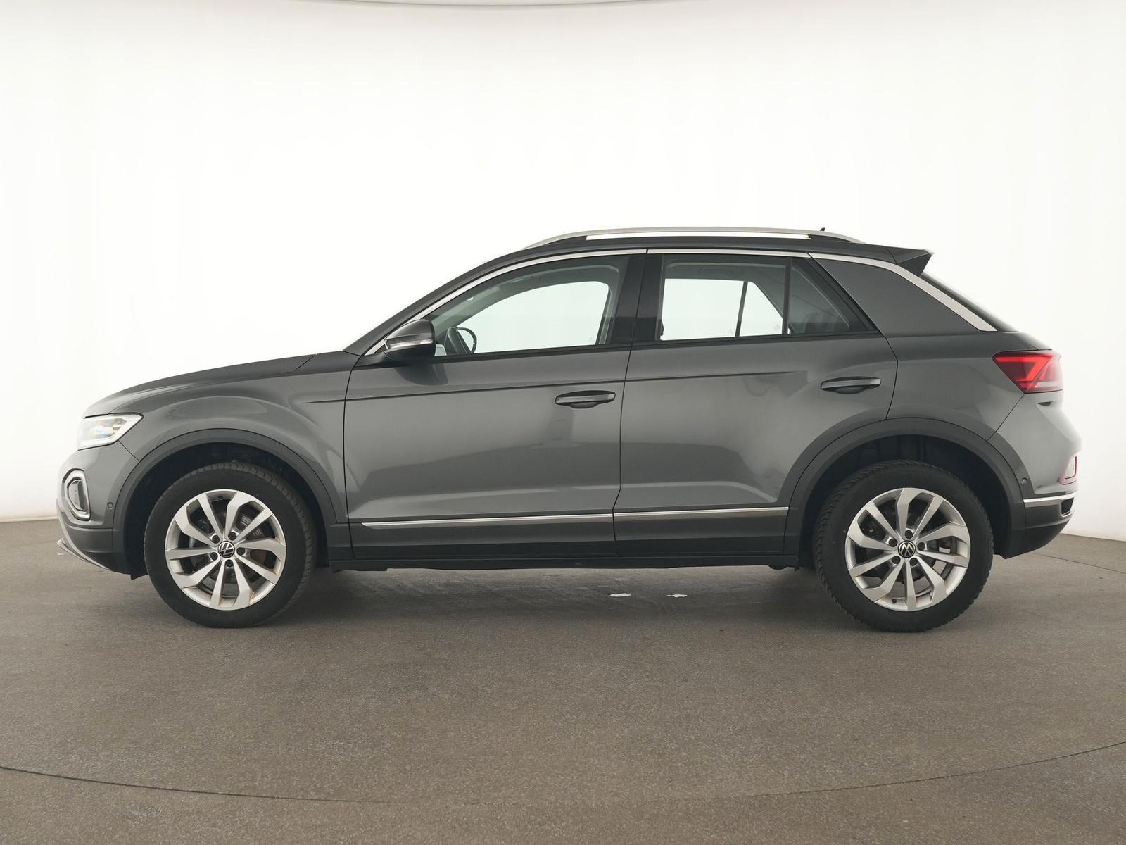 Volkswagen T-Roc 2023 г. Серый, пробег 42416 км
