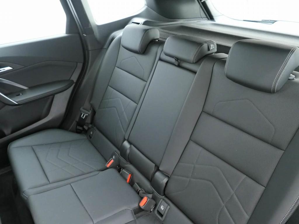 BMW X1 2025 г. Чёрный, пробег 17800 км