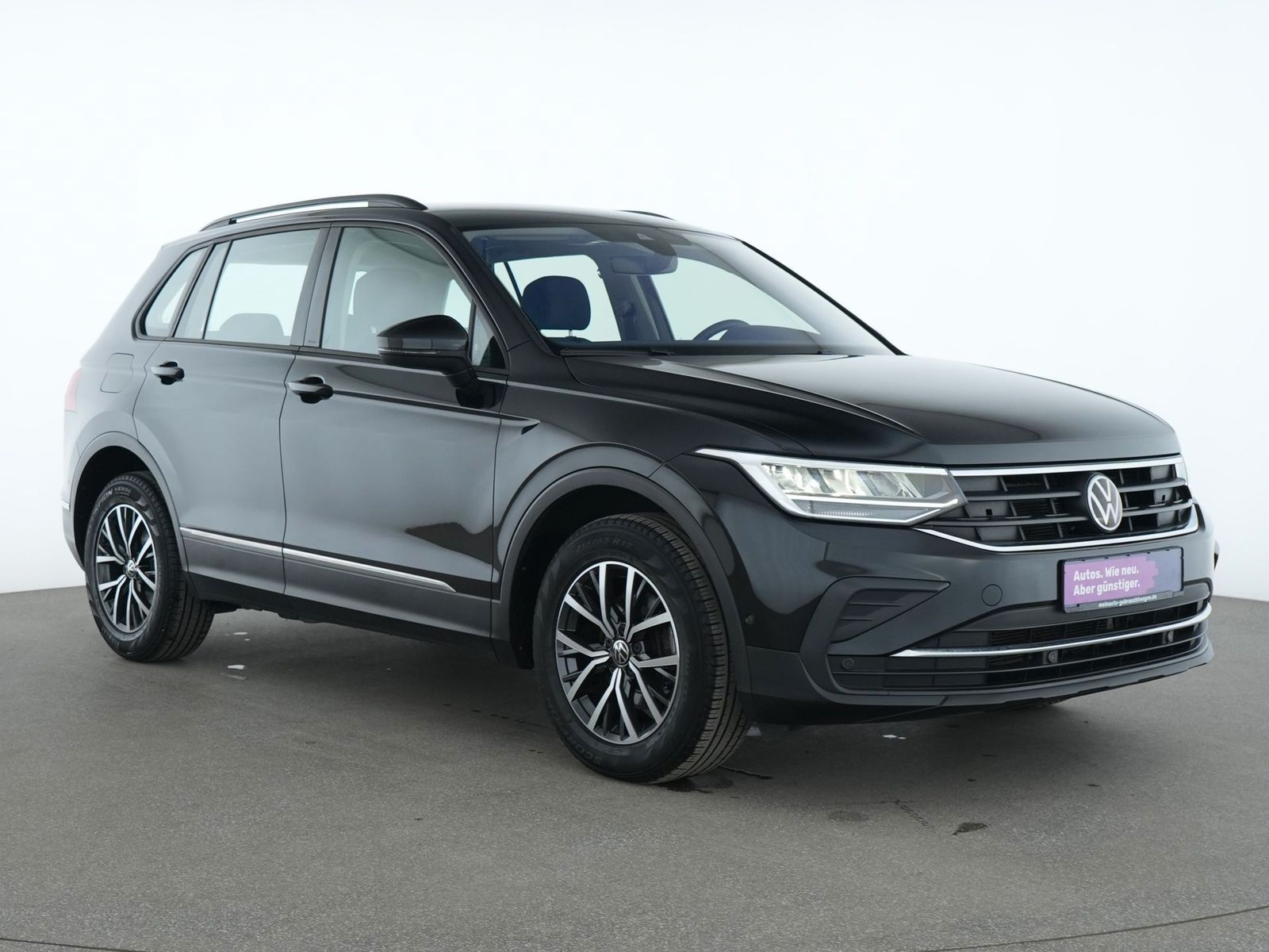 Volkswagen Tiguan 2024 г. Чёрный, пробег 58120 км