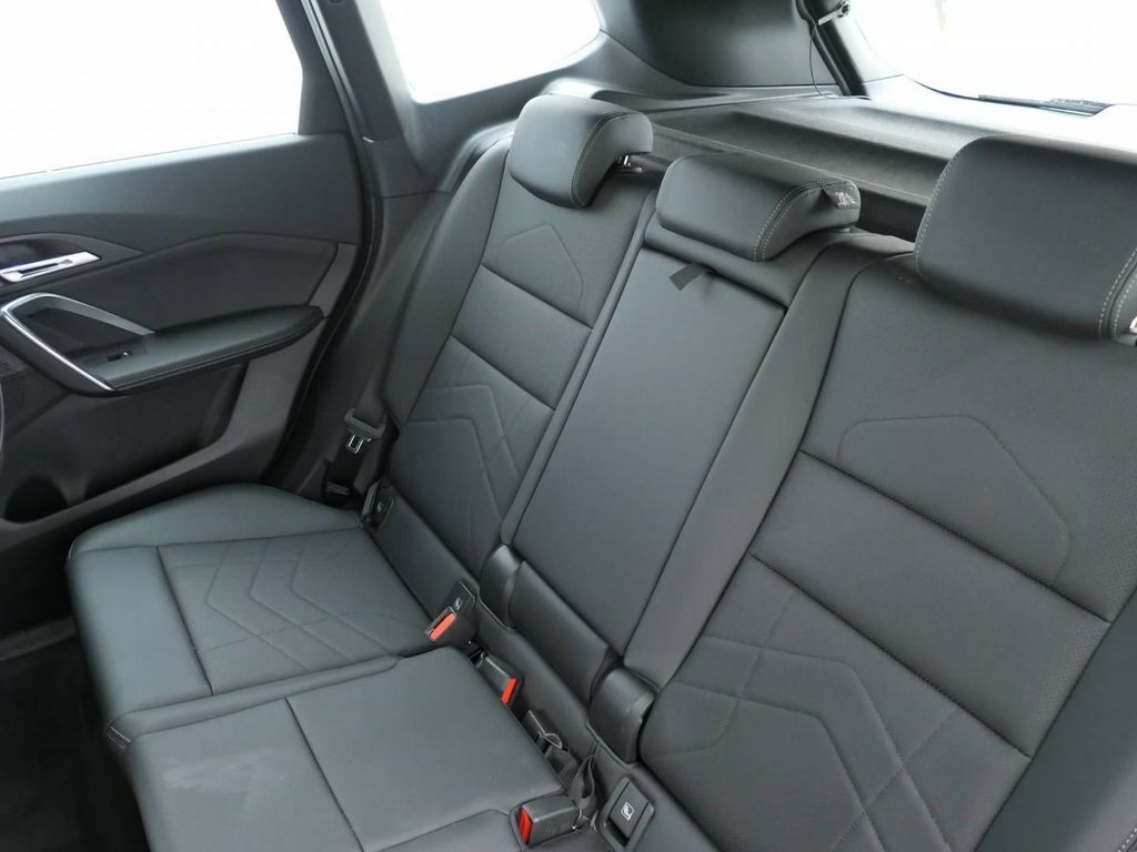 BMW X1 2025 г. Серый, пробег 17900 км