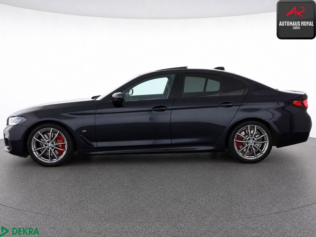 BMW M550 2022 г. Чёрный, пробег 48682 км