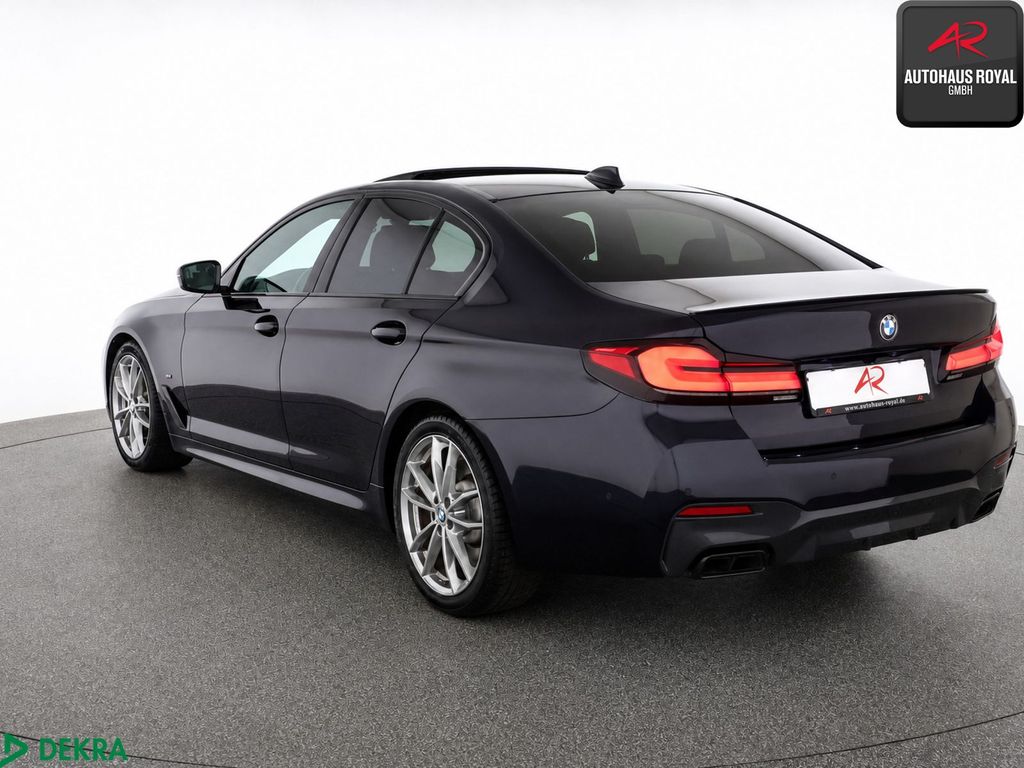 BMW M550 2022 г. Чёрный, пробег 48682 км