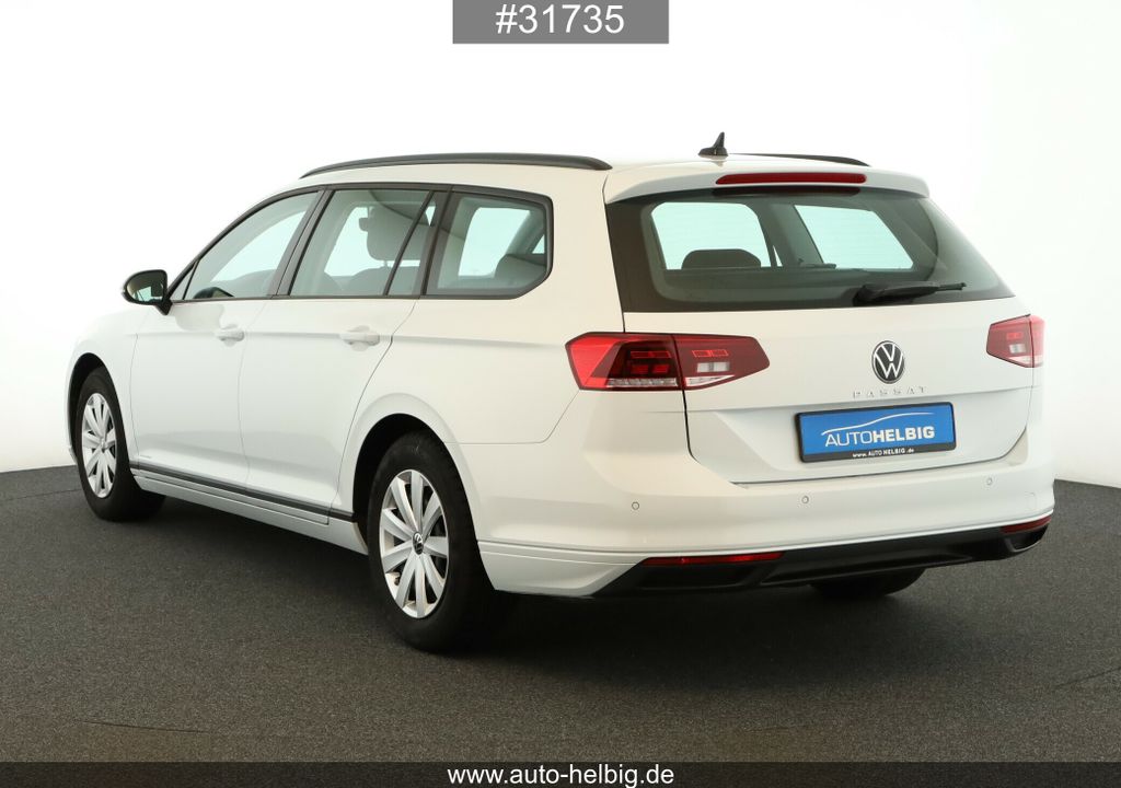 Volkswagen PASSAT VARIANT 2023 г. Белый, пробег 36100 км