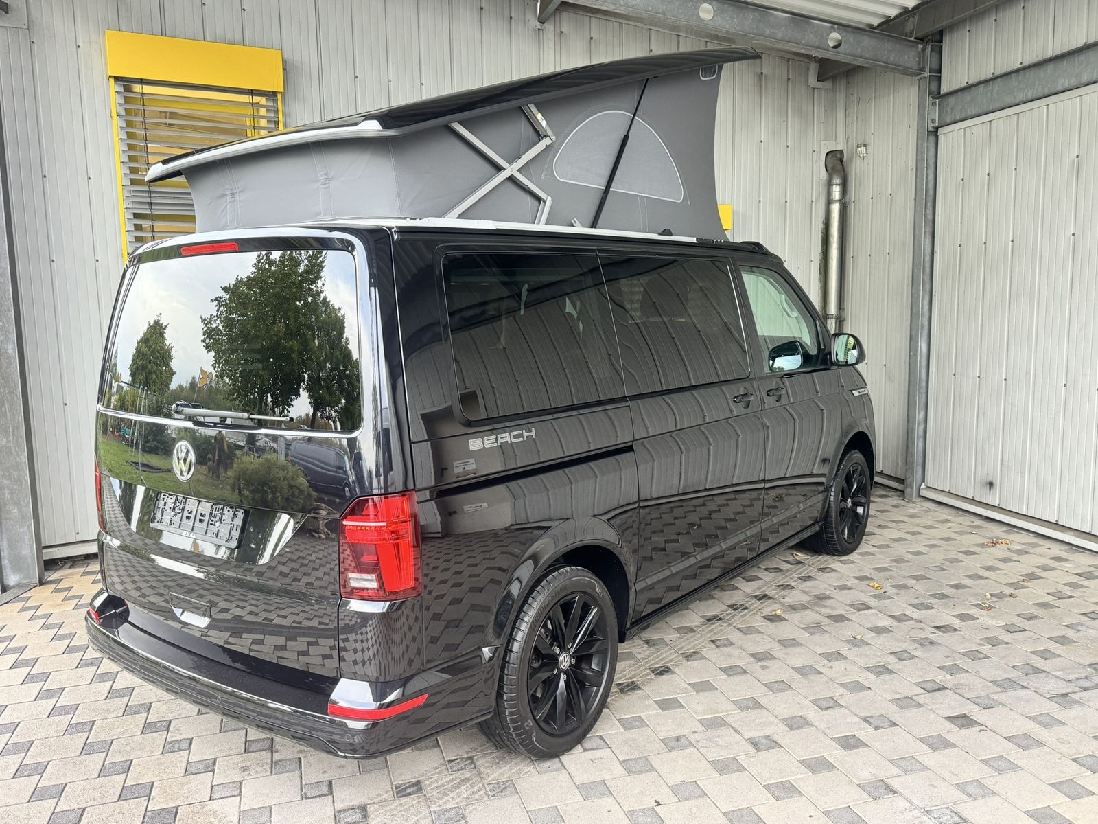Volkswagen T6 CALIFORNIA 2024 г. Чёрный, пробег 52000 км