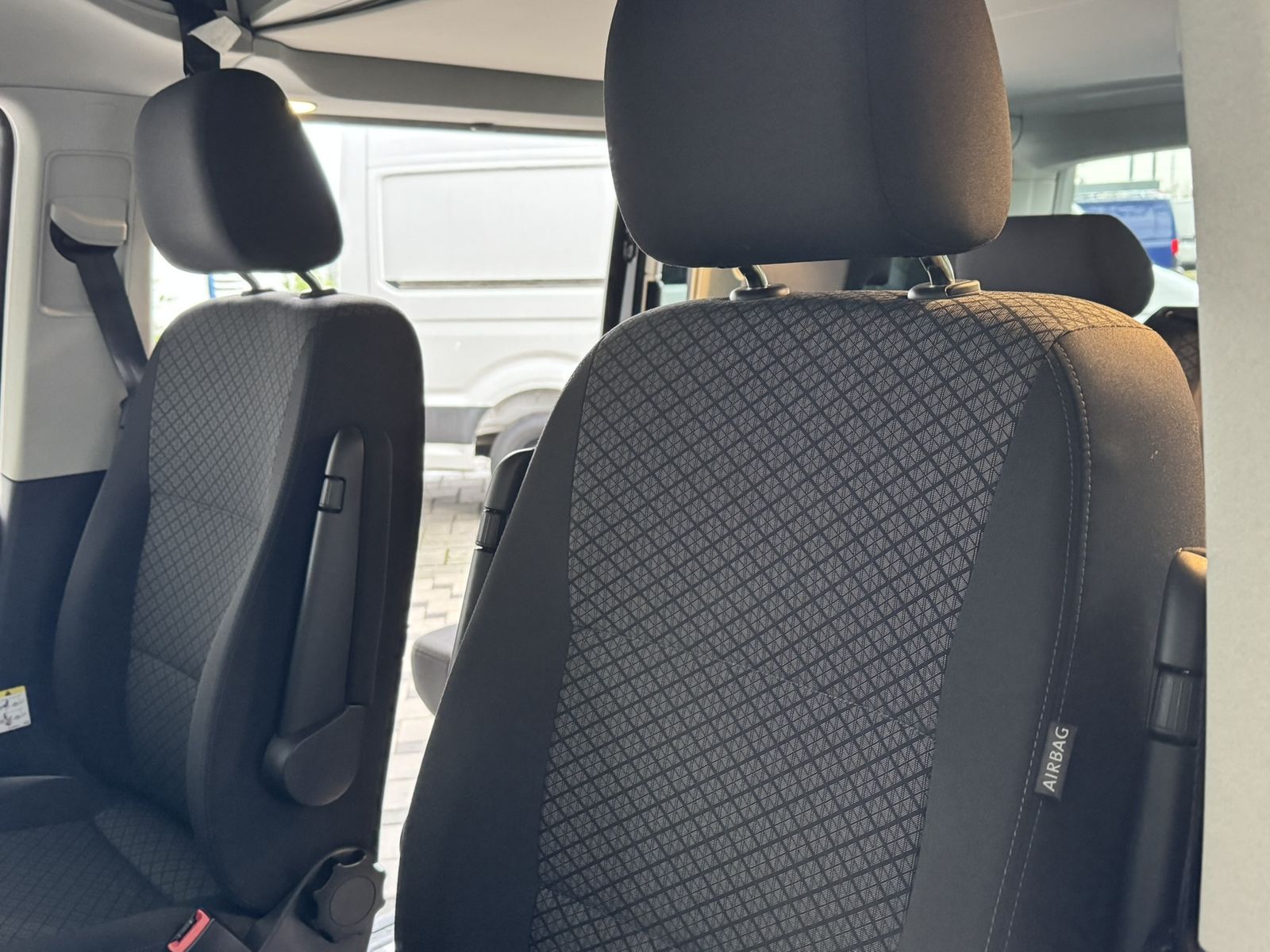 Volkswagen T6 CALIFORNIA 2024 г. Чёрный, пробег 52000 км