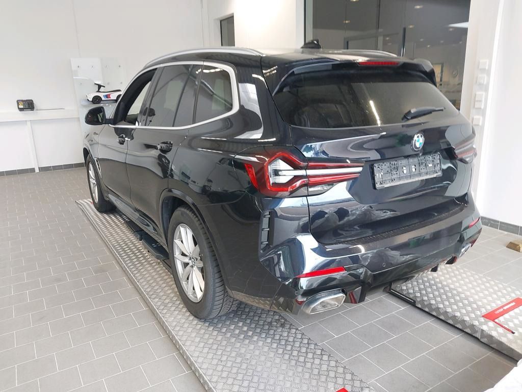 BMW X3 2023 г. Чёрный, пробег 37112 км