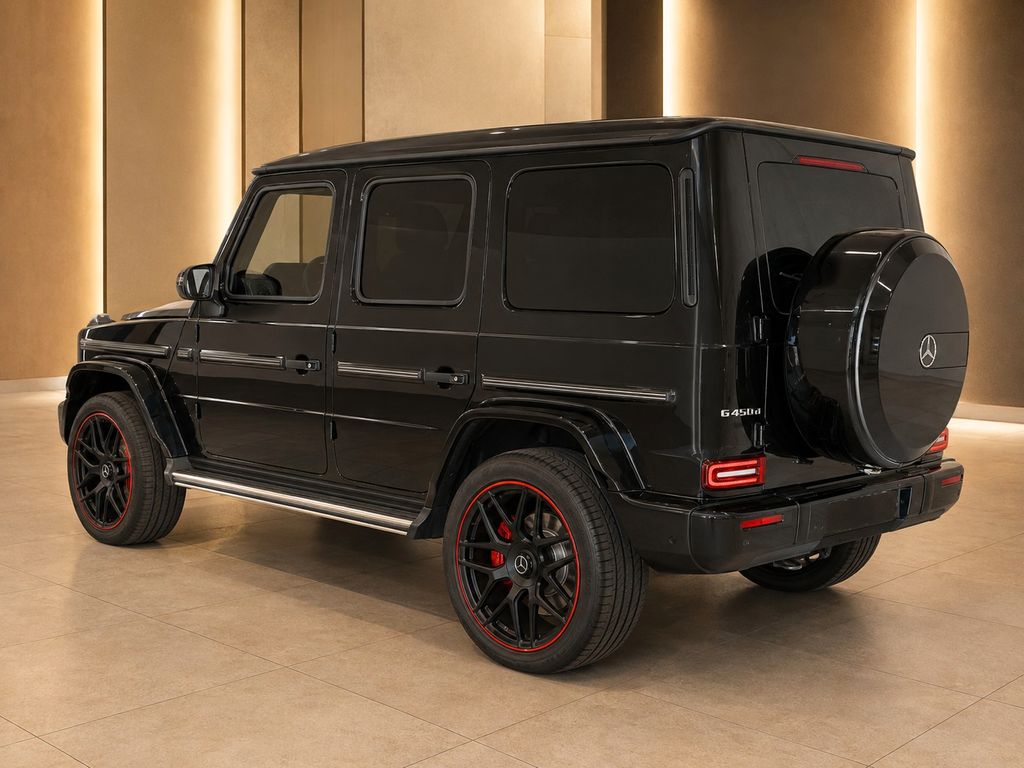 Mercedes-Benz G 450 2025 г. Чёрный, пробег 49000 км