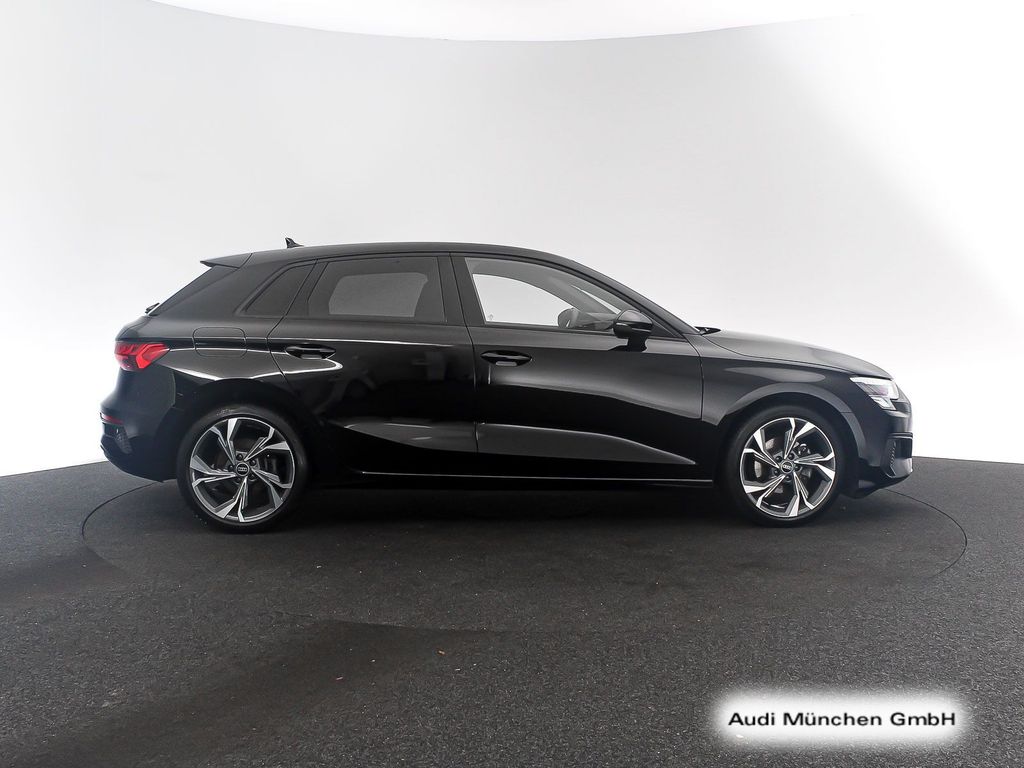Audi A3 2023 г. Чёрный, пробег 44062 км