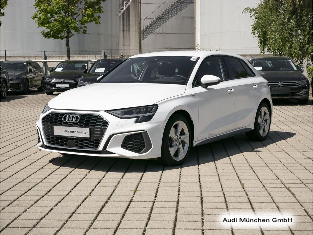 Audi A3 2023 г. Белый, пробег 32264 км