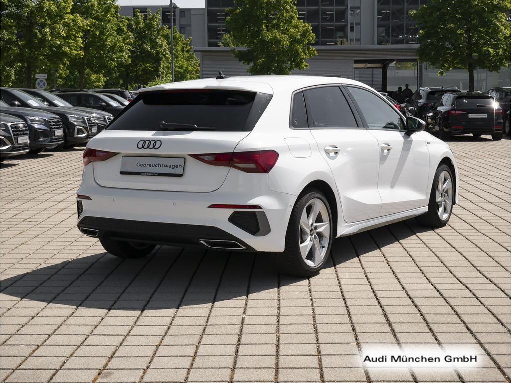 Audi A3 2023 г. Белый, пробег 32264 км