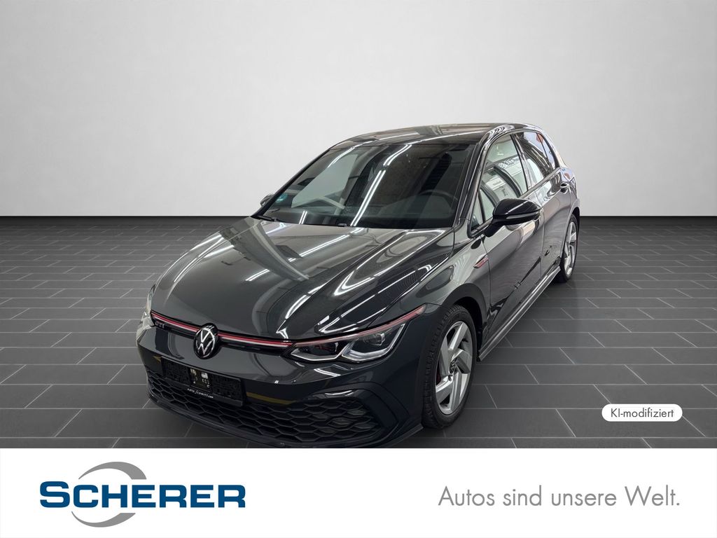 Volkswagen Golf 2024 г. Серый, пробег 18945 км