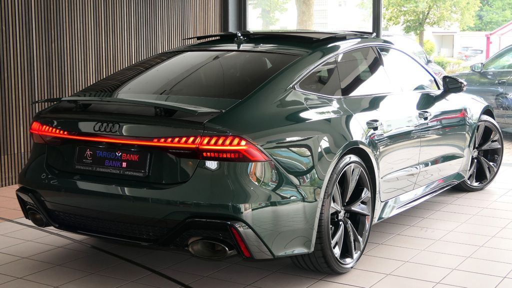 Audi RS7 2024 г. Зелёный, пробег 58000 км